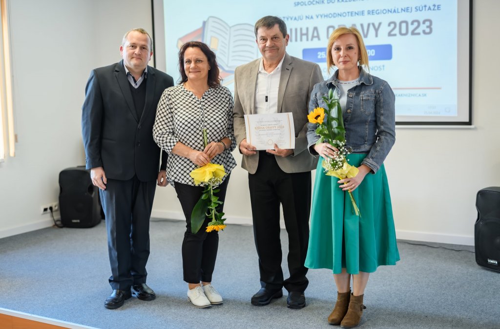 Kniha Belasé Ó. Básnická cesta Rudolfa Juroleka od Jany Juhásovej získala ocenenie v súťaži Kniha Oravy 2023