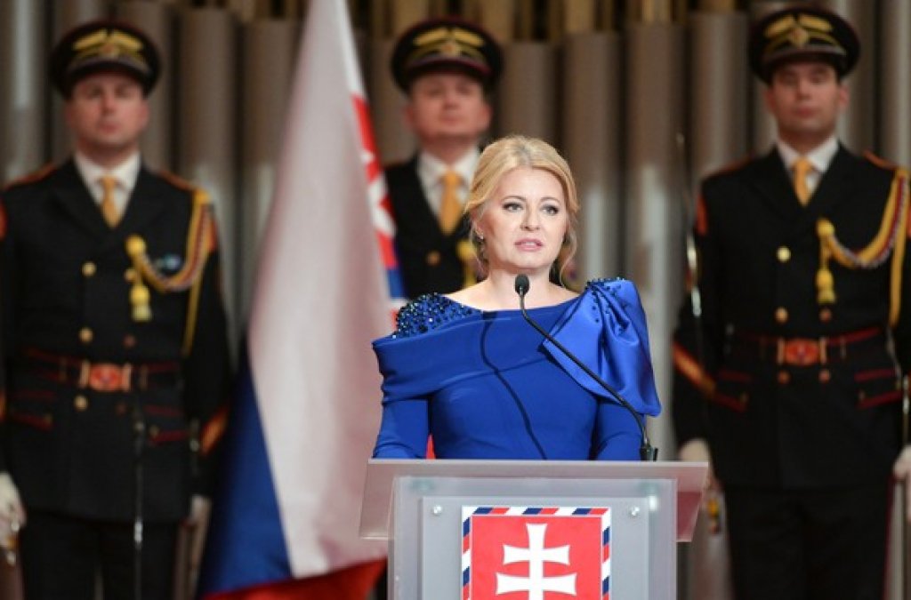 Prezidentka Zuzana Čaputová udelila štátne vyznamenanie Stanislavovi Rakúsovi a KK Bagalovi